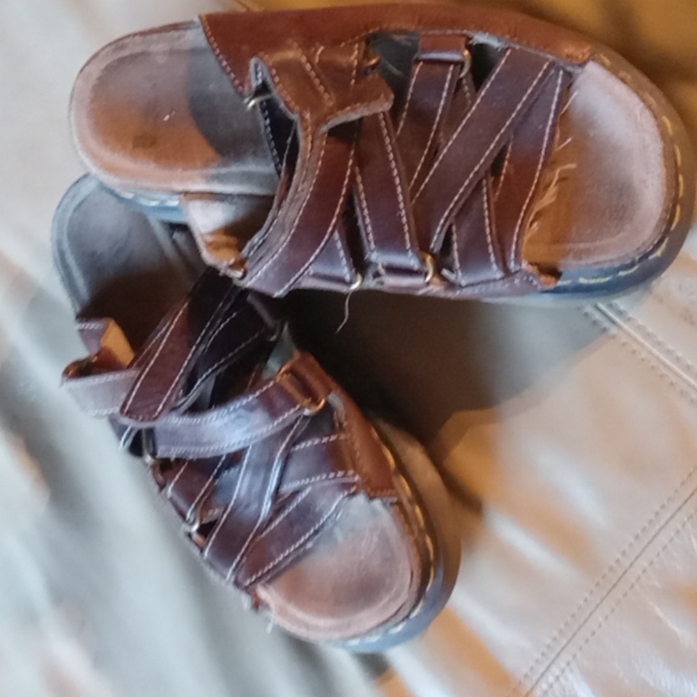 Dr Marten sandles